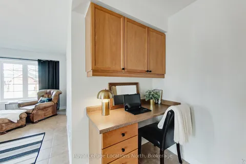 10 Georgian Meadows Drive, Collingwood, ON L9Y 5N3