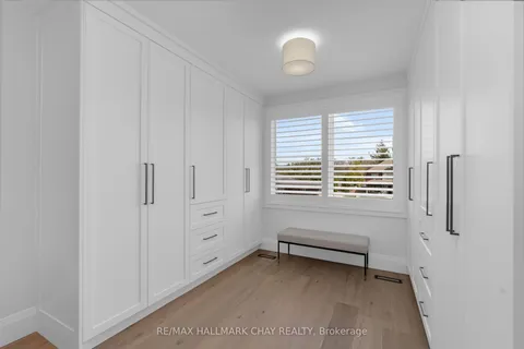 5 Lilac Lane, Springwater, ON L0L 1X1