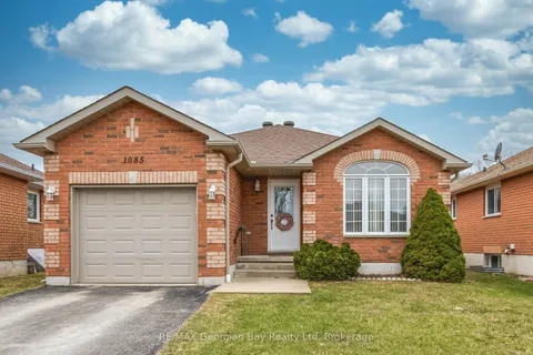 1085 Whitney Crescent, Midland, ON L4R 5N2