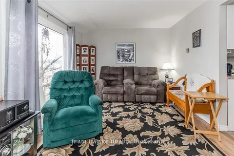 178 William Street, Tay, ON L0K 2A0