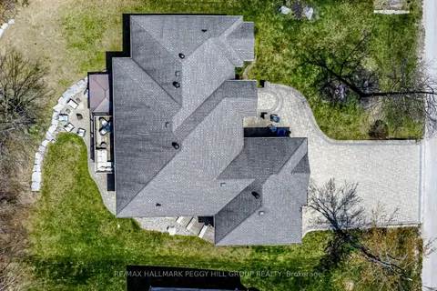 6 Collins Lane, Springwater, ON L9X 0H4