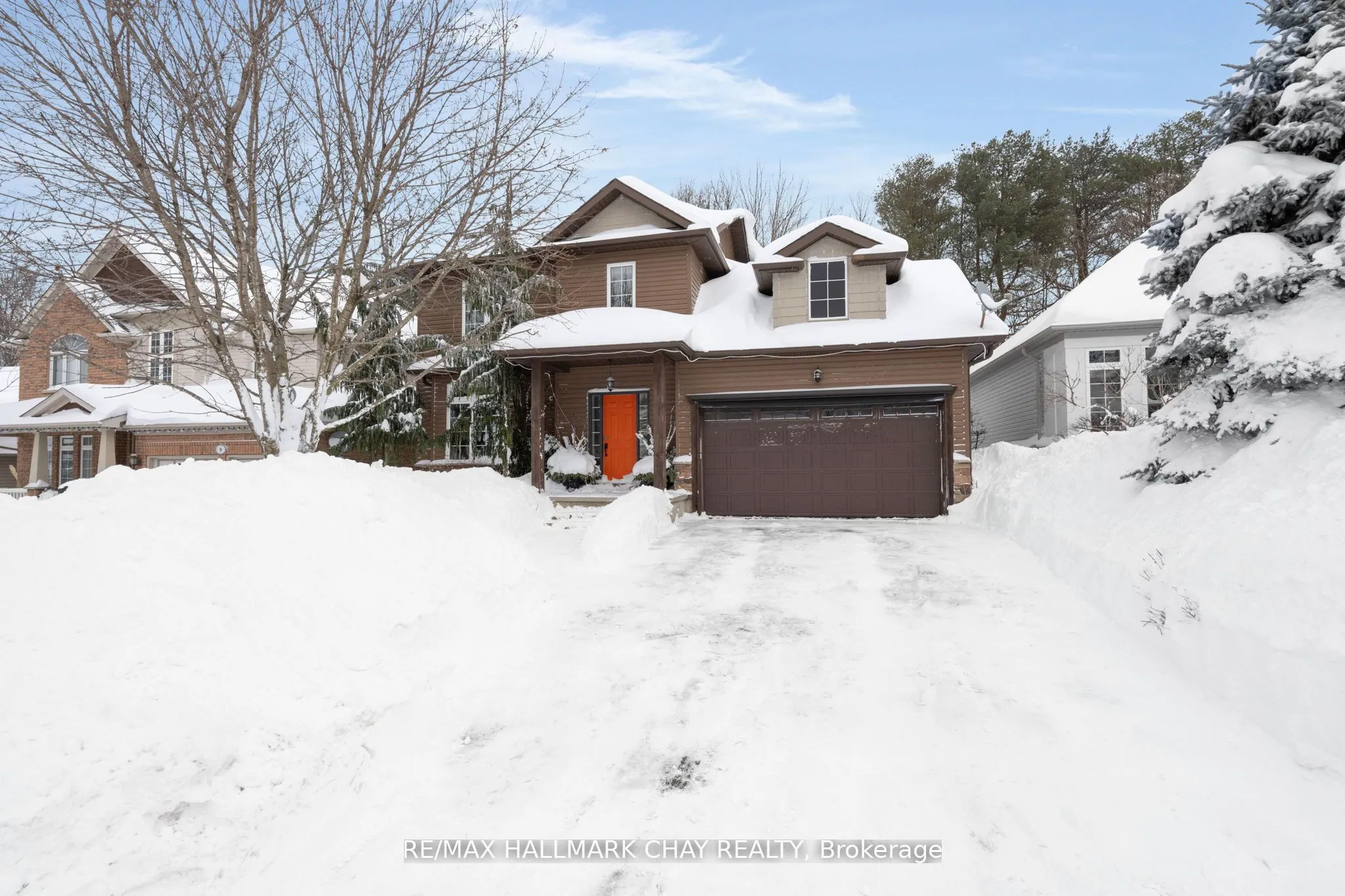 11 OAKMONT Avenue, Oro-Medonte, ON L0L 2L0