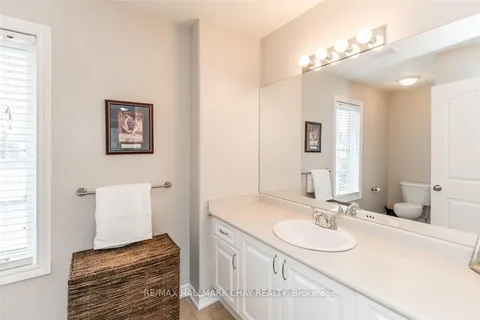 11 OAKMONT Avenue, Oro-Medonte, ON L0L 2L0