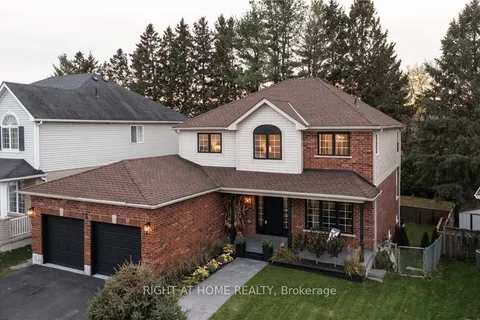 6 COUNTRY Lane, Barrie, ON L4N 0E6