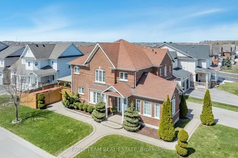 58 Counsellor Terrace, Barrie, ON L4M 7H9