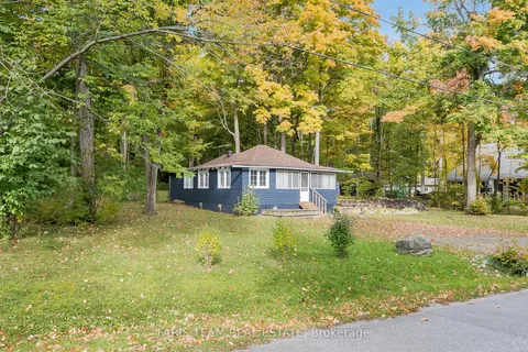 365 Robins Point Road, Tay, ON L0K 2A0