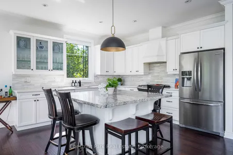 69 Mary Street, Collingwood, ON L9Y 0G8