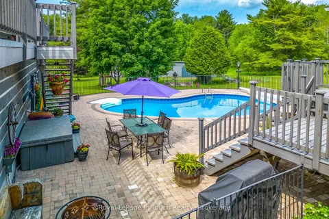 335 Murray Road, Penetanguishene, ON L9M 2H8