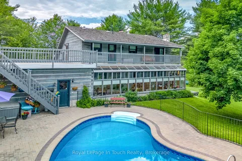 335 Murray Road, Penetanguishene, ON L9M 2H8