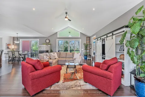 2176 Elana Drive, Severn, ON L3V 0C2