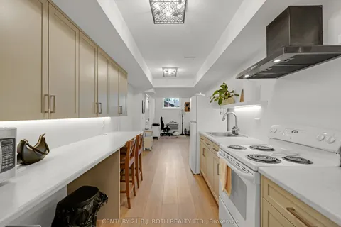 27 Poplar Crescent, Oro-Medonte, ON L0L 1T0