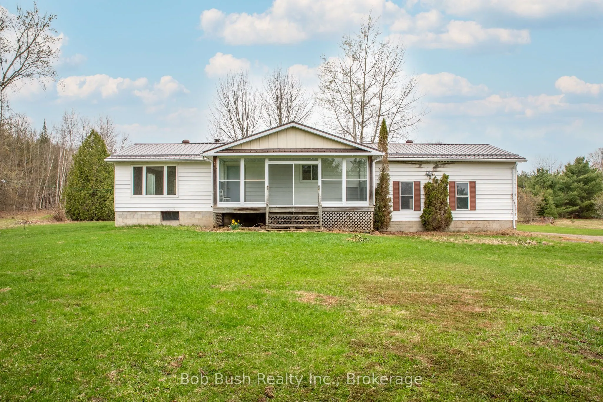 10596 12 Highway, Oro-Medonte, ON L0K 2G0
