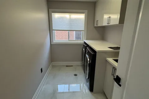 49 Catherine Drive, Barrie, ON L4N 0Y5