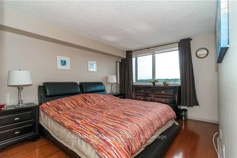 75 Ellen Street, Barrie, ON L4N 7R6