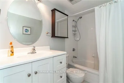 75 Ellen Street, Barrie, ON L4N 7R6