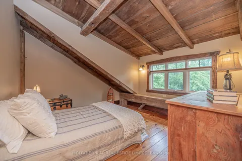 1470 Scarlett Line, Springwater, ON L0L 1P0