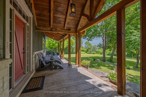 1470 Scarlett Line, Springwater, ON L0L 1P0