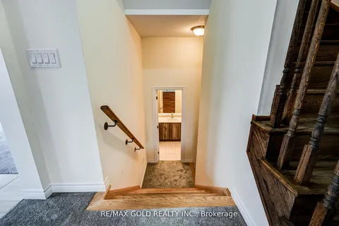 84 Atlantis Drive, Orillia, ON L3V 8L4