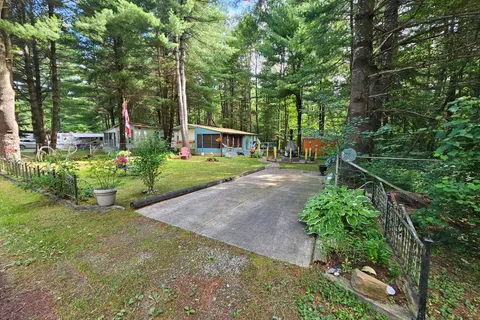 5216 County 90 Road, Springwater, ON L0M 1T0