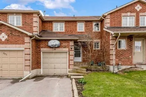 199 Tunbridge Road, Barrie, ON L4M 6S1