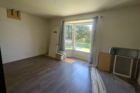 366 Yonge Street, Barrie, ON L4N 4C8