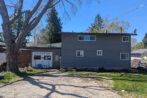 366 Yonge Street, Barrie, ON L4N 4C8