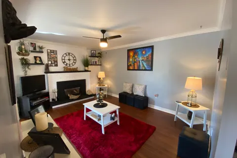 4 Campbell Avenue, Oro-Medonte, ON L0L 1T0