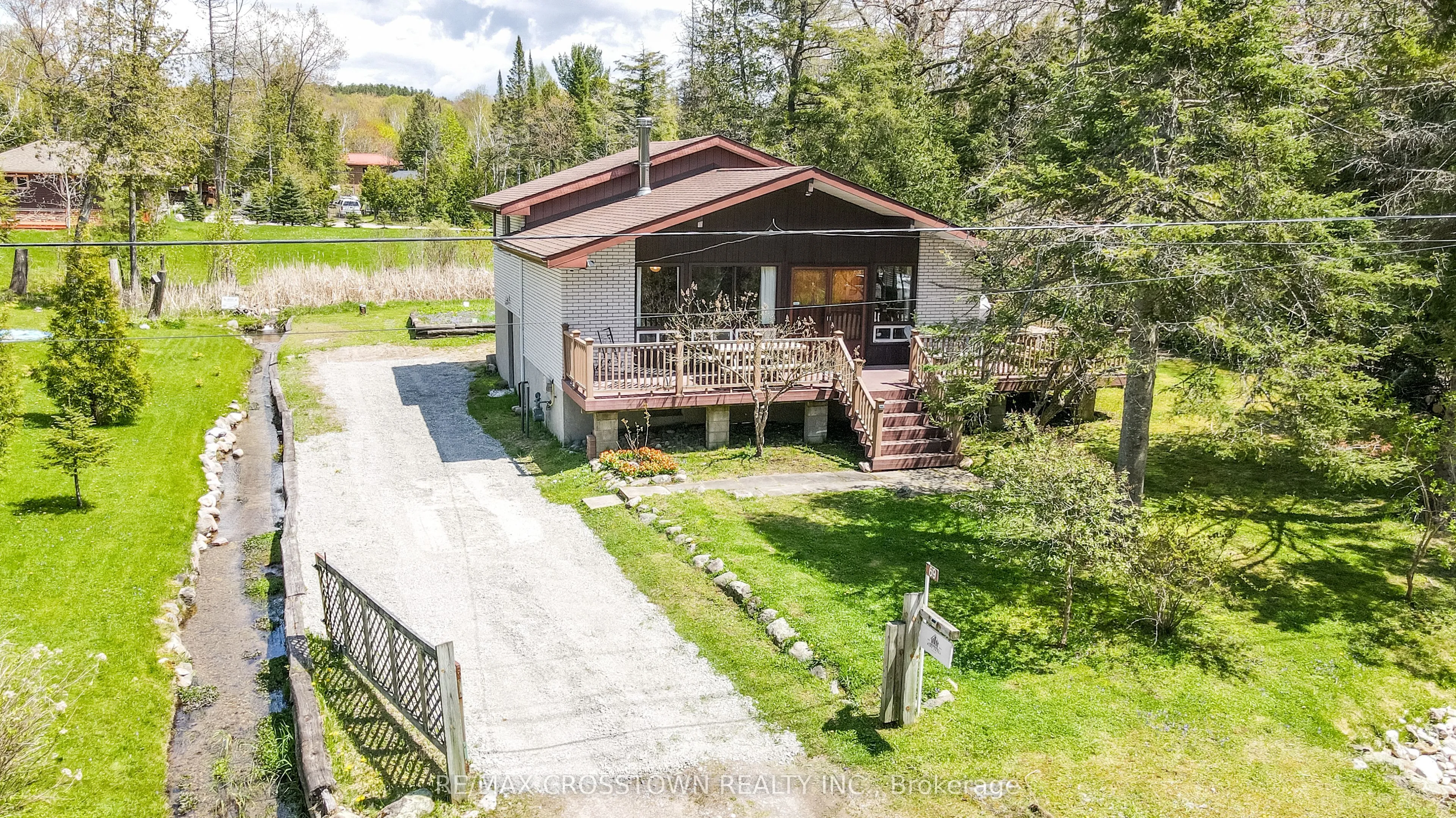 69 Lesperance Road, Tiny, ON L0L 2J0