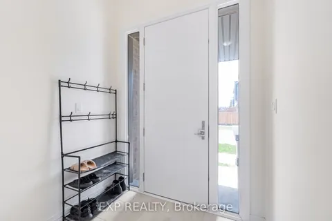 122 Turnberry Lane, Barrie, ON L9J 0M3