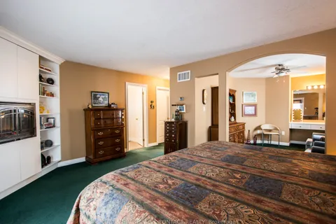 47 Birkhall Place, Barrie, ON L4N 0K5