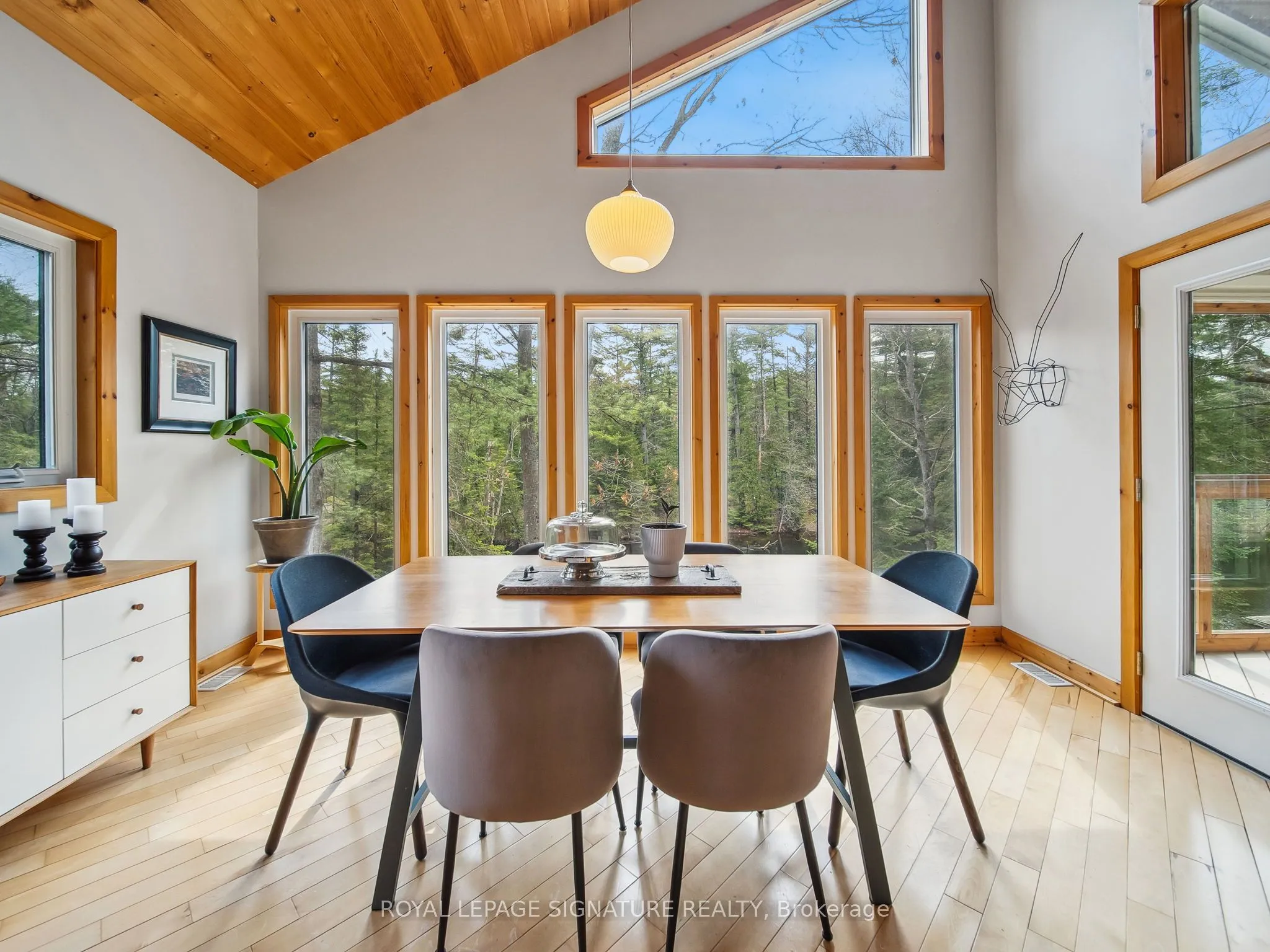 3309 Riverdale Drive, Severn, ON L0K 2B0
