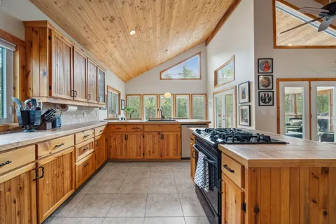 3309 Riverdale Drive, Severn, ON L0K 2B0