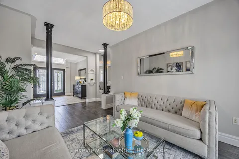 31 Cleopatra Court, ON L3V 7Y7