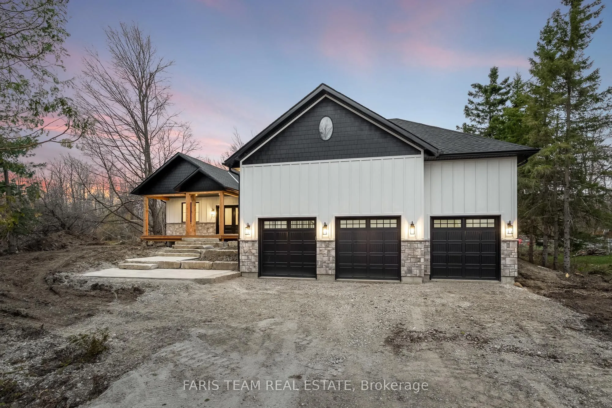262 Lakeshore Road, Oro-Medonte, ON L4N 3B7