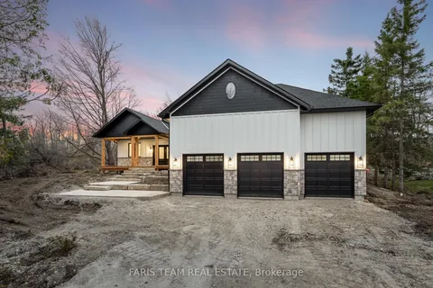 262 Lakeshore Road, Oro-Medonte, ON L4N 3B7