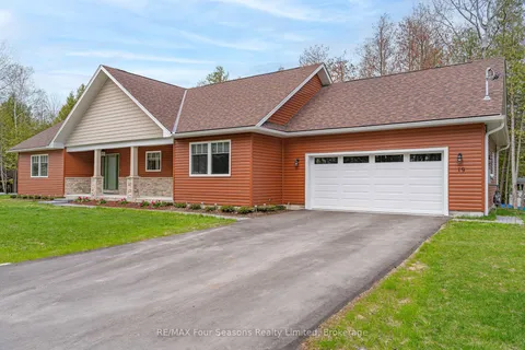 19 Currie Avenue, Collingwood, ON L9Y 0X2