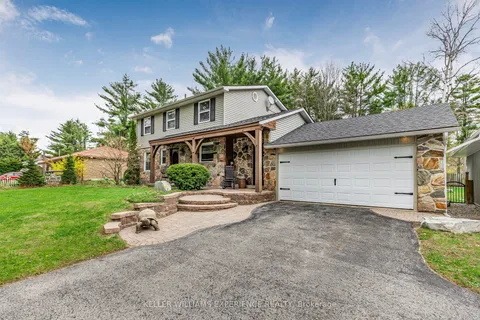 31 Lawrence Avenue, Springwater, ON L9X 0W4