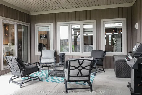 3 Breanna Boulevard, Oro-Medonte, ON L3V 0J9