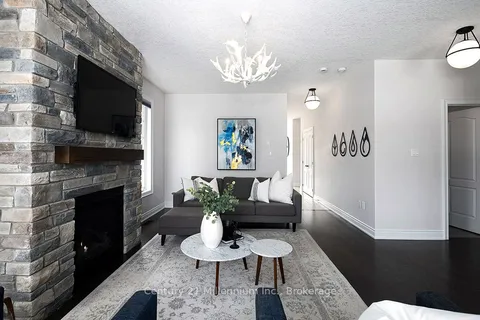 22 Wilson Street, Collingwood, ON L9Y 0Y9