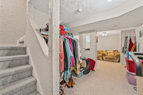 481 Ferndale Drive, Barrie, ON L4N 7X7