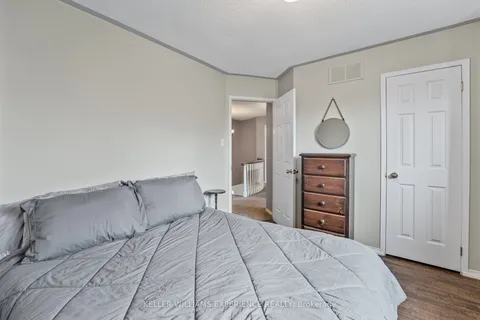 481 Ferndale Drive, Barrie, ON L4N 7X7