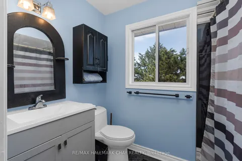 4 Trillium Crescent, Barrie, ON L4N 5P5