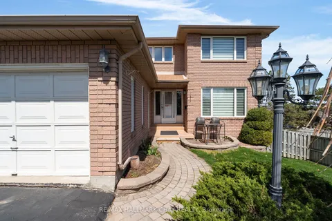 4 Trillium Crescent, Barrie, ON L4N 5P5