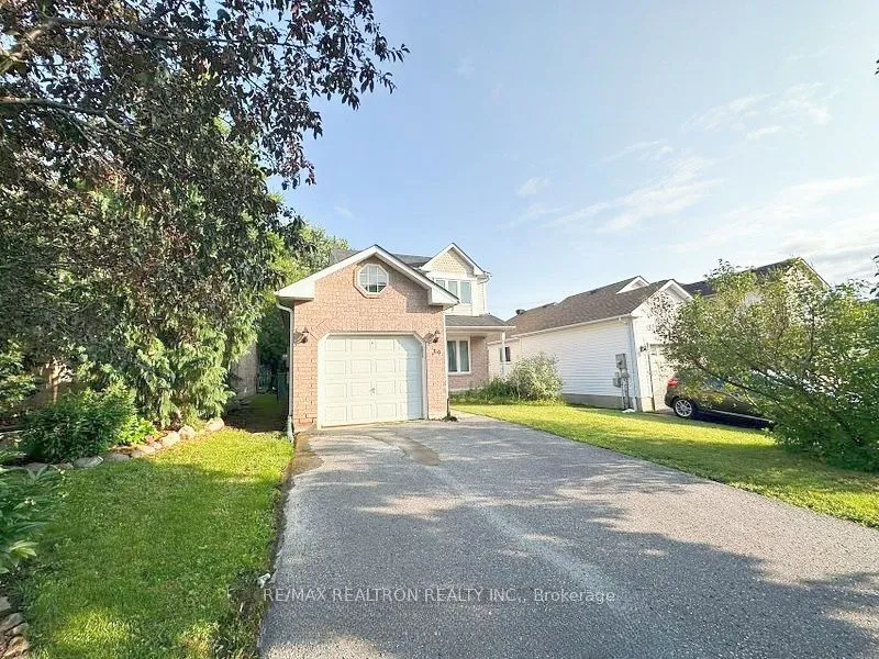 39 Copeman Crescent, Barrie, ON L4N 8B5