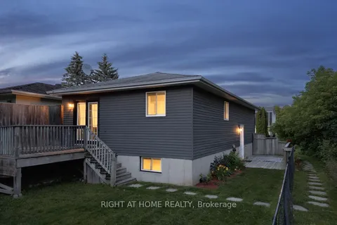 572 Spruce Street, Collingwood, ON L9Y 4R2
