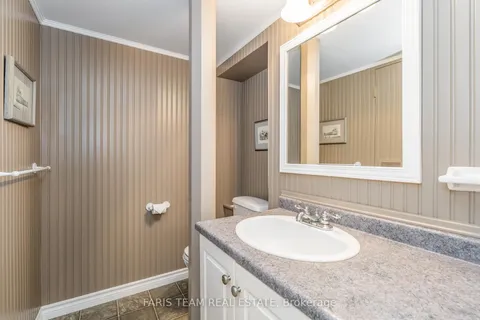 220 Gilwood Park Drive, Penetanguishene, ON L9M 1Z6