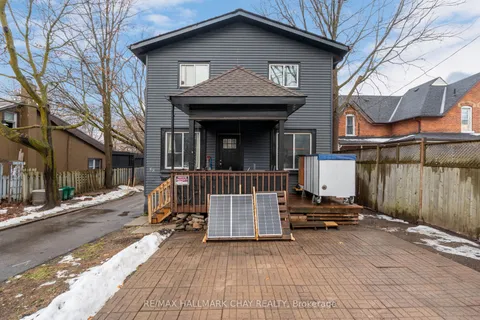 58 Penetang Street, Barrie, ON L4M 1V6