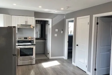 58 Penetang Street, Barrie, ON L4M 1V6