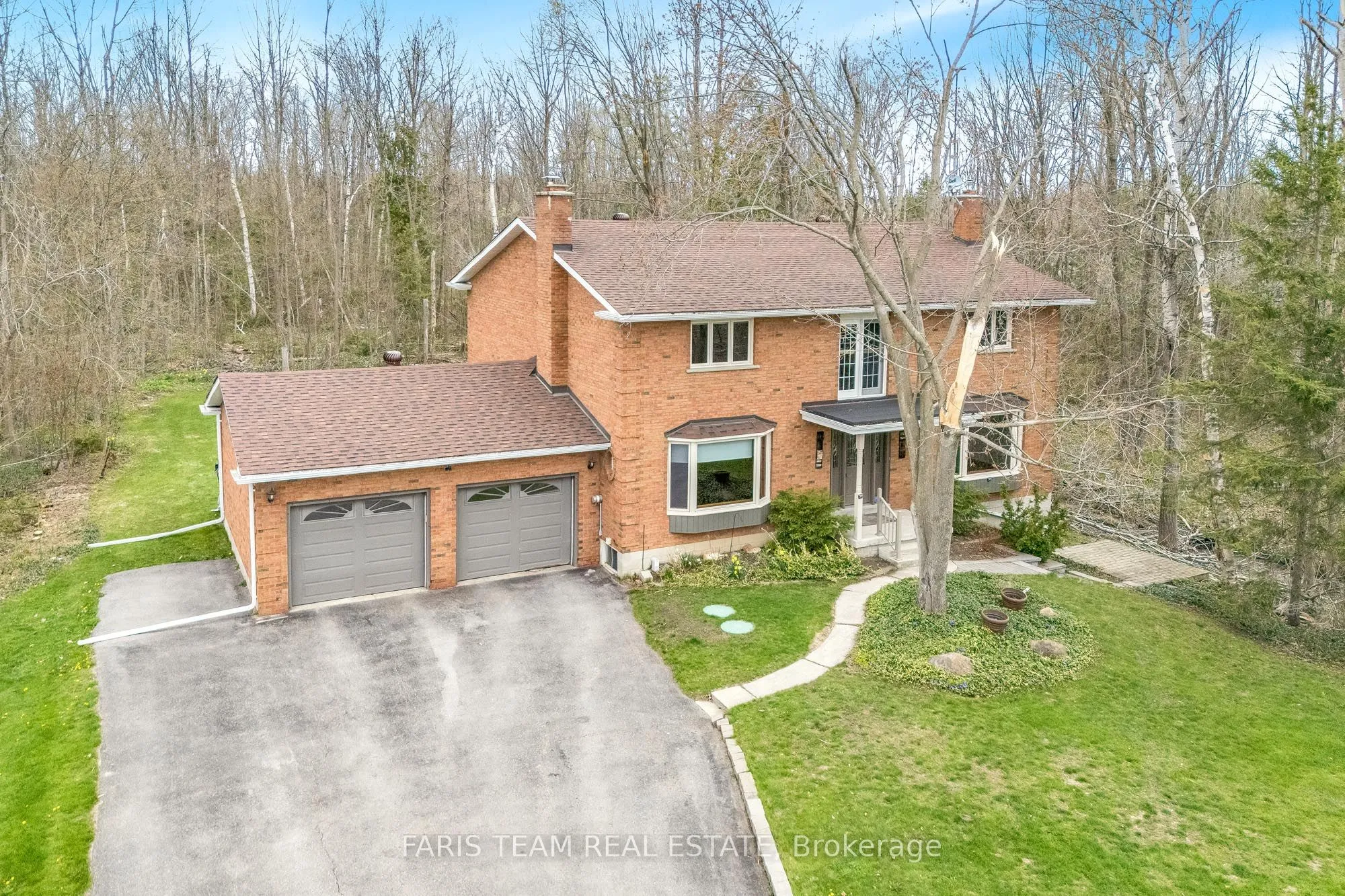 168 Lakeshore Road, Oro-Medonte, ON L0L 2E0