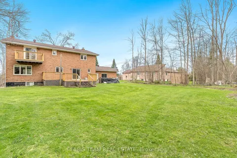 168 Lakeshore Road, Oro-Medonte, ON L0L 2E0